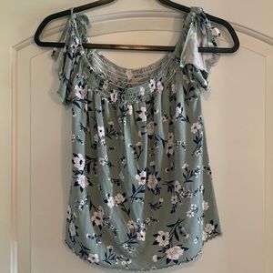 American Eagle, Off the shoulder, green with white flowers, Size small